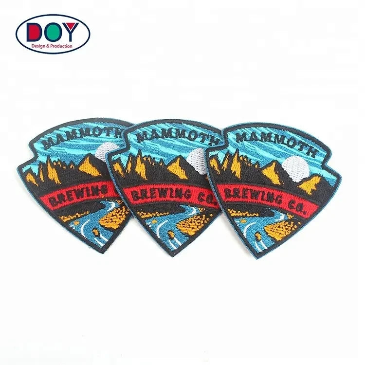 Fabric Embroidered Badges Wholesale Design Custom Mountain Logo Embroidery Applique Clothing Patches