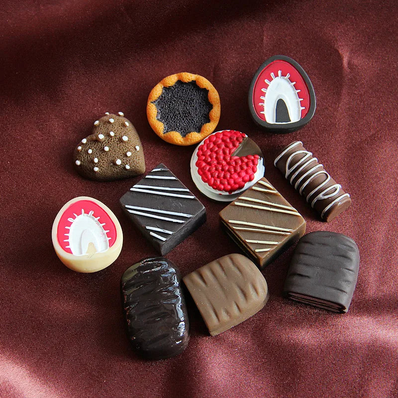 Chocolate Strawberry Cake Resin Flatback Flat Back Cabochon Kawaii DIY Resin Craft Sweets Cookie Craft Decoration