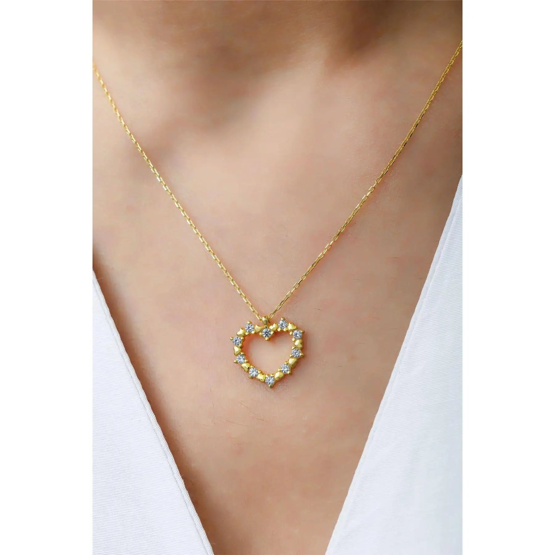 AZURIS 925K Fine Silver Necklace Pendant with Heart Stone Elegant Jewelry Made in Turkey
