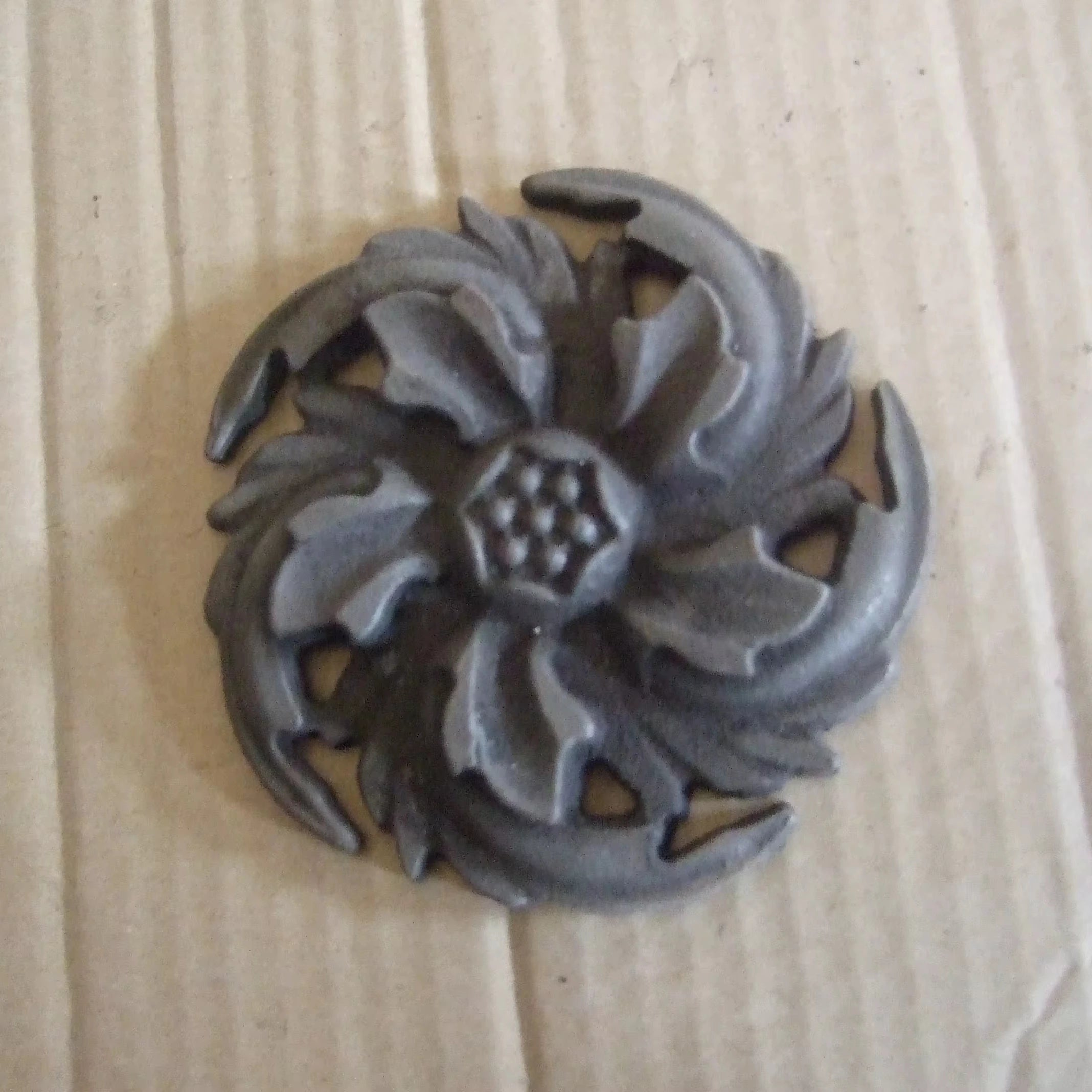 100mm Wrought Iron Universal Elements Flowers for Gate Fence Railing Handrail