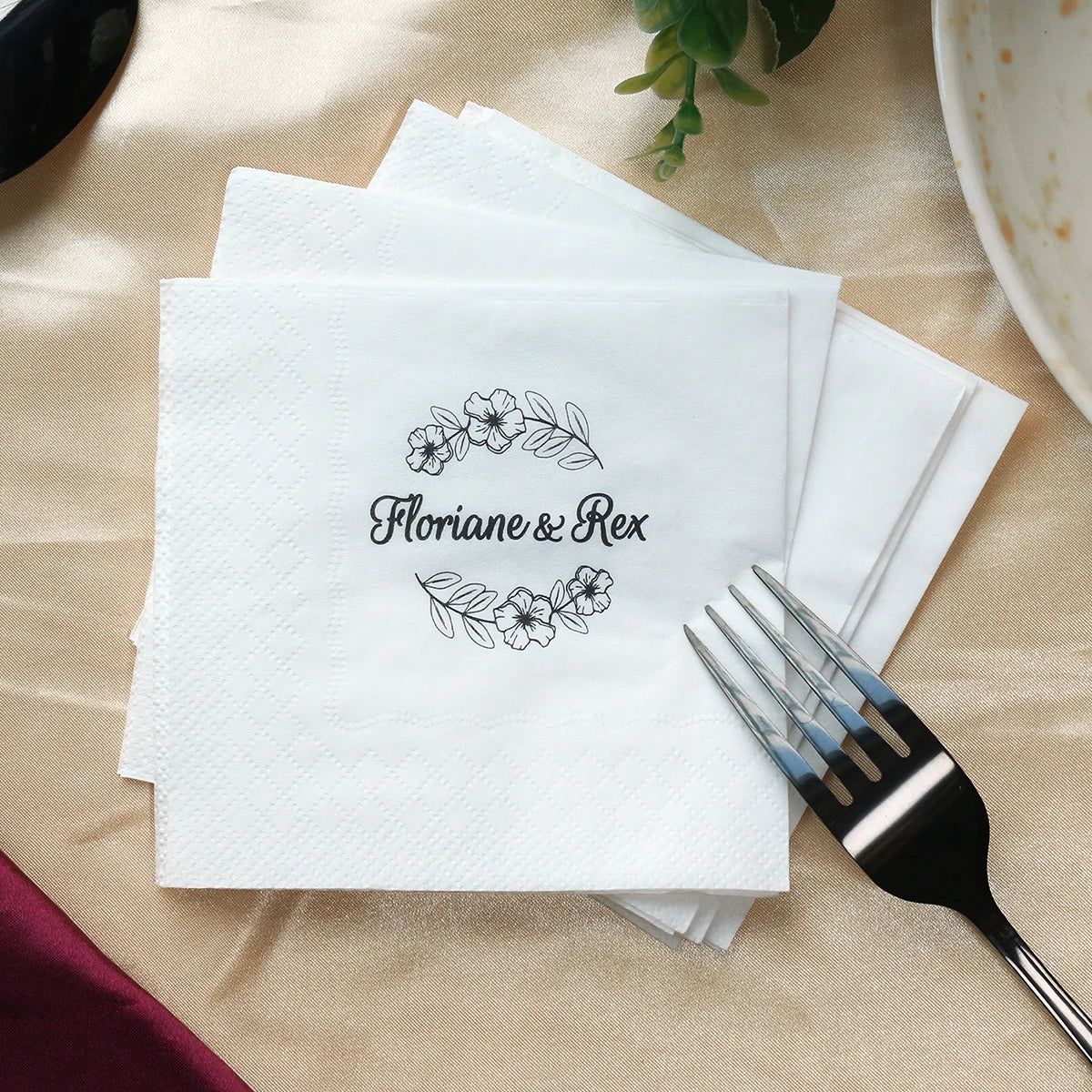 Personalized Design White Paper Napkins With Printing Custom Logo for Wedding and Party