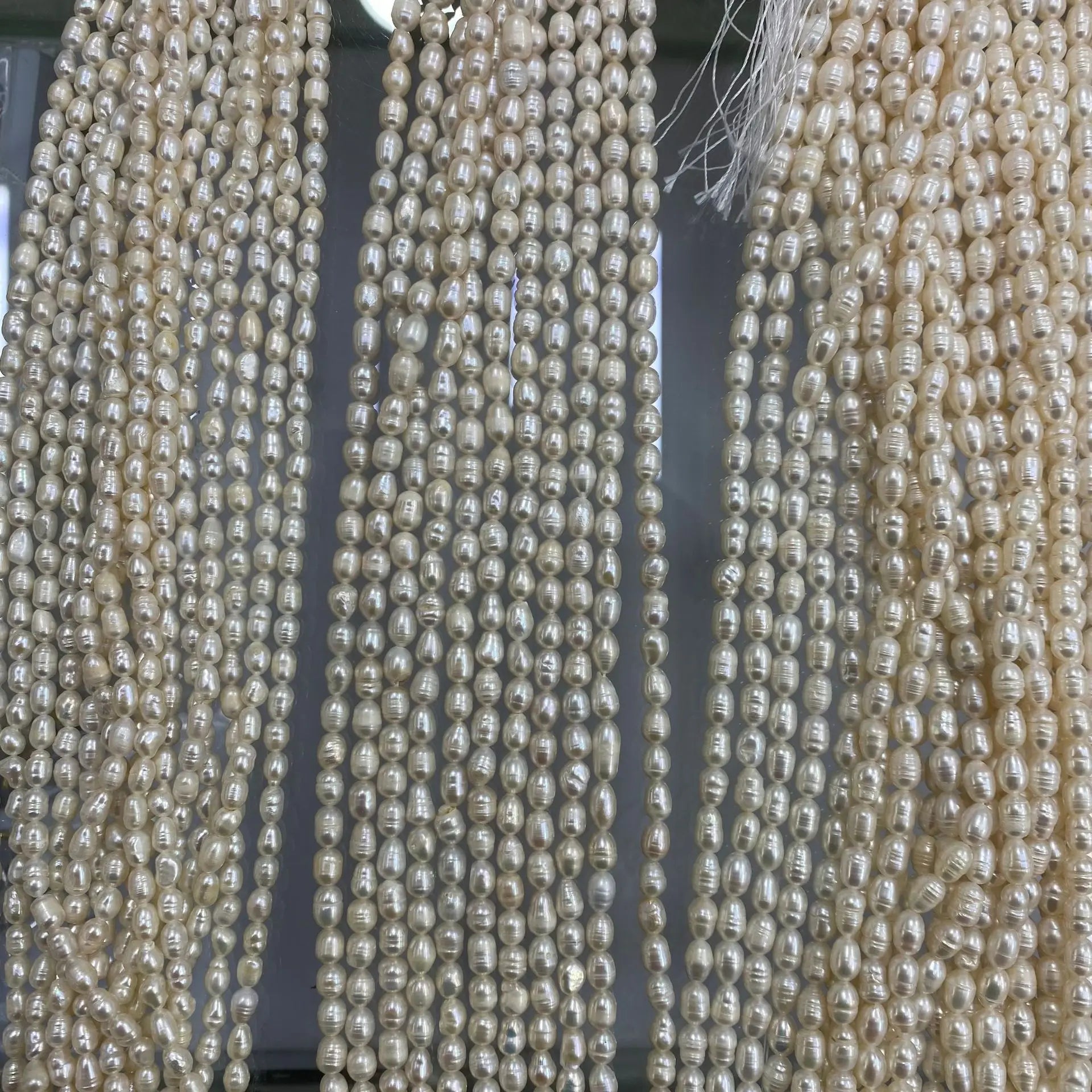 Cheap 4-5mm Cultured Rice Freshwater Pearl Beads for Jewelry Making