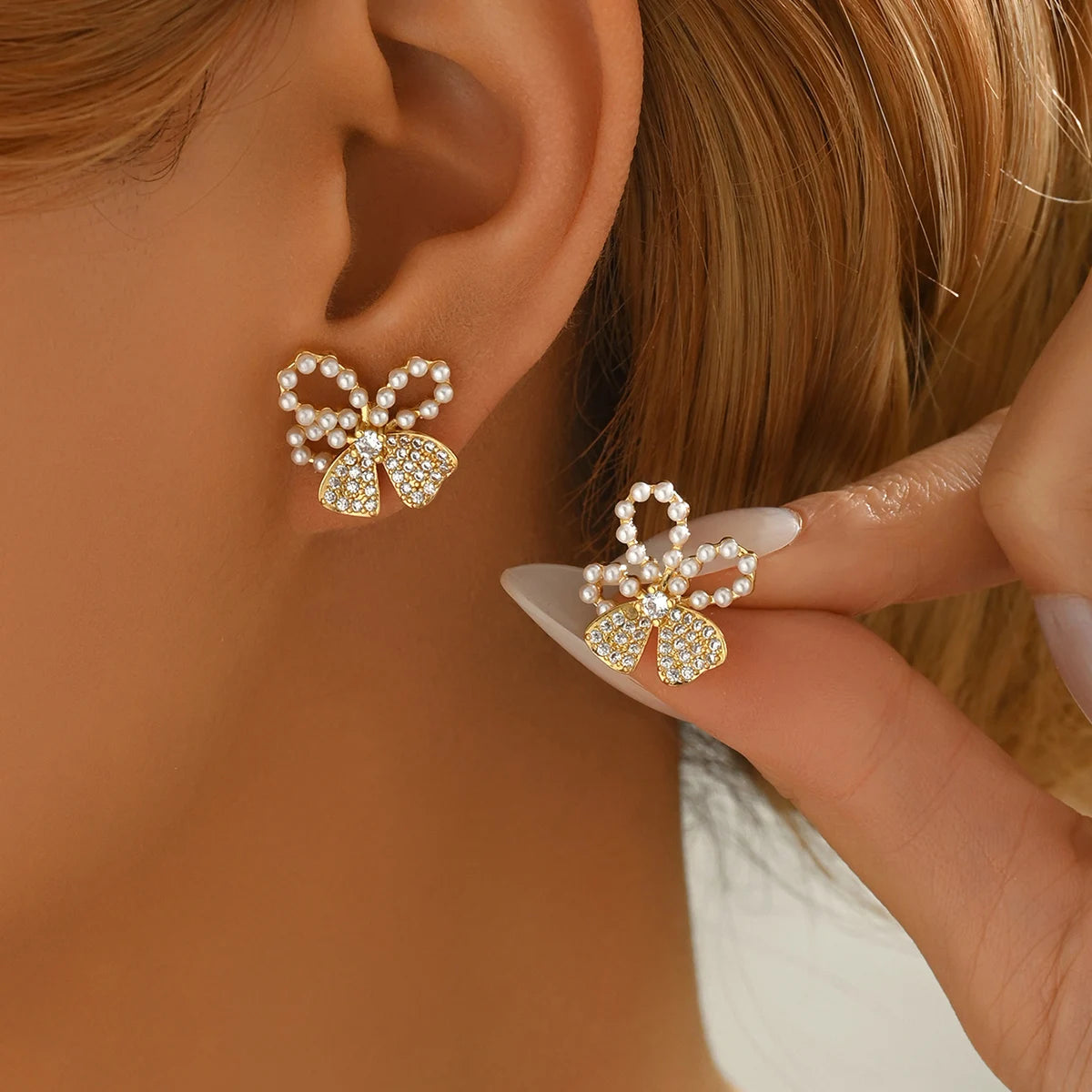 2025 Trendy Gold-Plated Flower Stud Earrings with Geometric Imitation Pearl Zircon Brass Material Fashion Jewelry