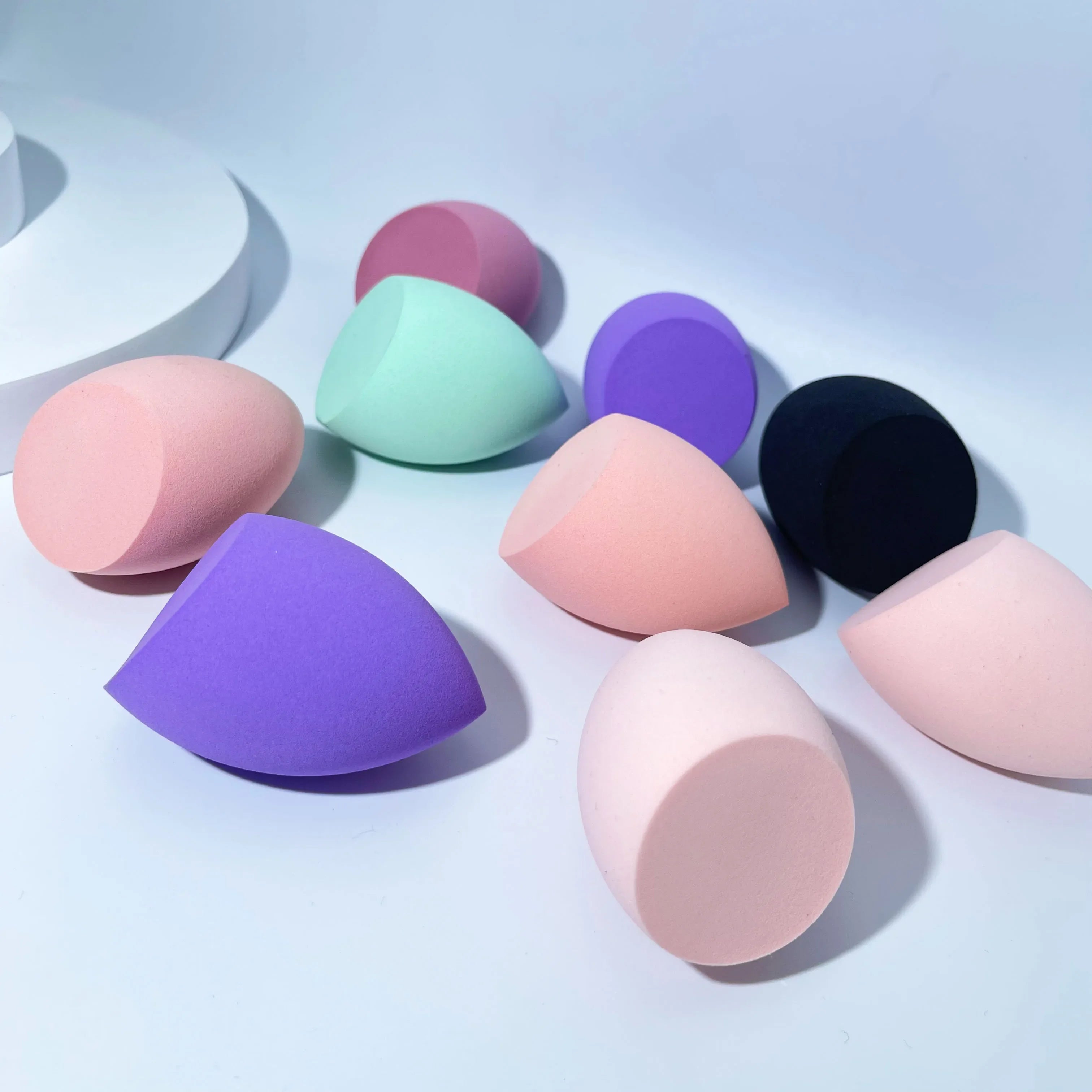 Latex-Free Multipurpose Makeup Cosmetic Sponge Drying & Wet Dual-Use Foundation Sponge with Random Shape & Color