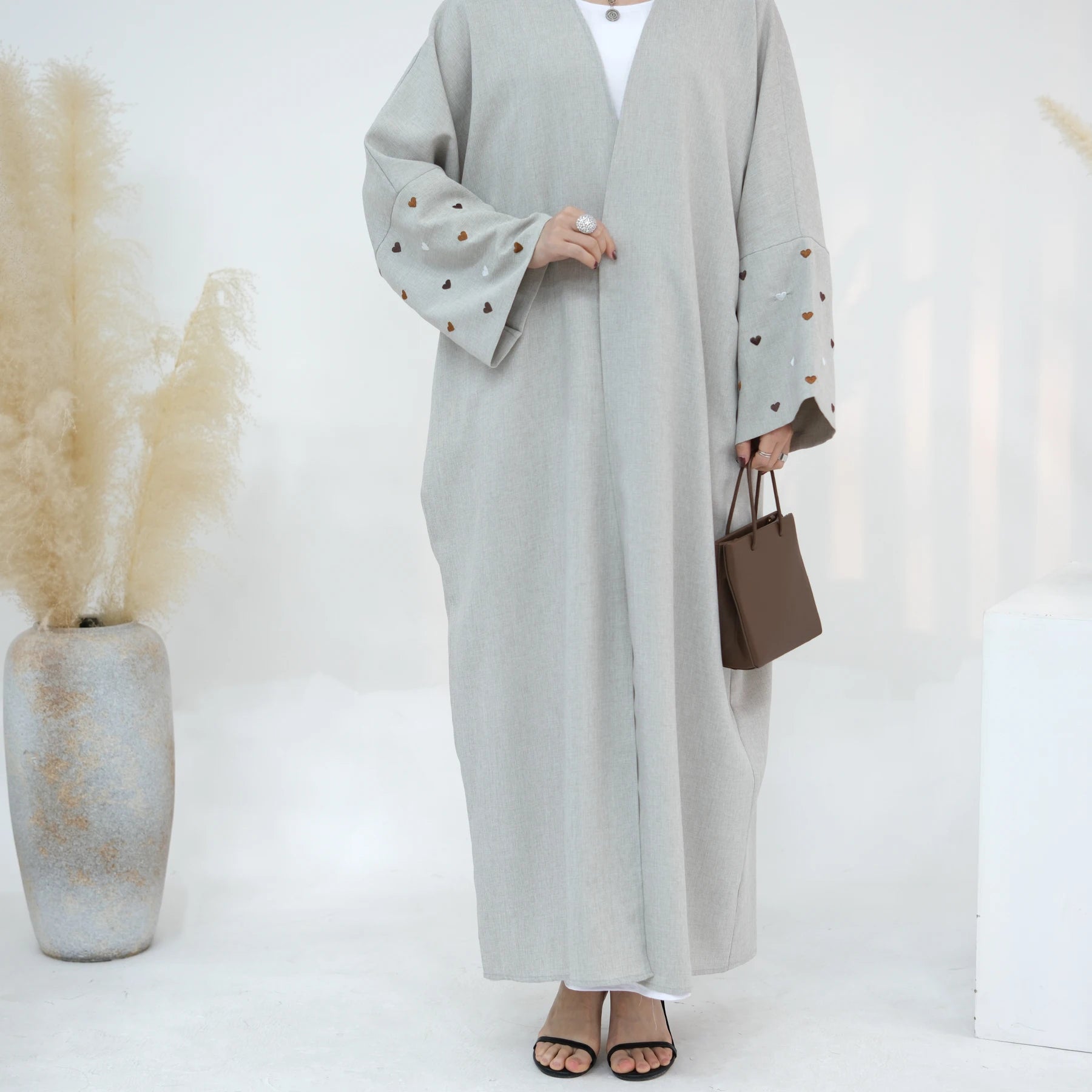 2024 OEM ODM Abaya Embroidery Islamic Clothing Women Kimono Cardigan Muslim Casual Dresses Linen Abaya Women Muslim Dress