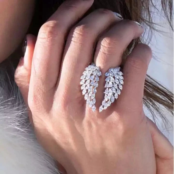 SC Personality Gold Plated Opening Adjustable Micro Paved Zircon Diamond Feather Angel Wing Rings for Women