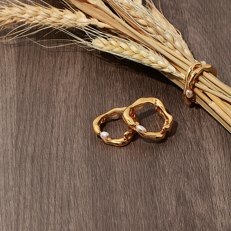 INS Hot Sale Fashion 18K Real Gold Plated French Minimalist Ring Elegant Natural Freshwater Pearl Ring for Women Jewelry