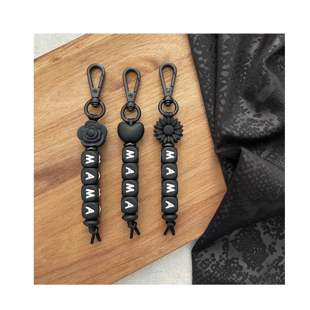 New Design Cute Colorful Bar Keychains for Girl Ladies Silicone Beads Flower Wood Heart Bead Key Chain for Mom