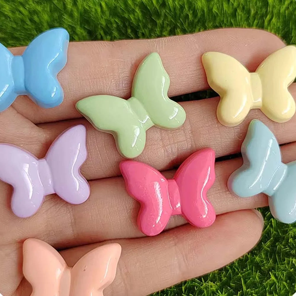 100Pcs/Lot Colorful 3D Mini Butterfly Flatback Resin Cabochons for Women Brooch Nails Art Phone Case Jewelry Making Decoration