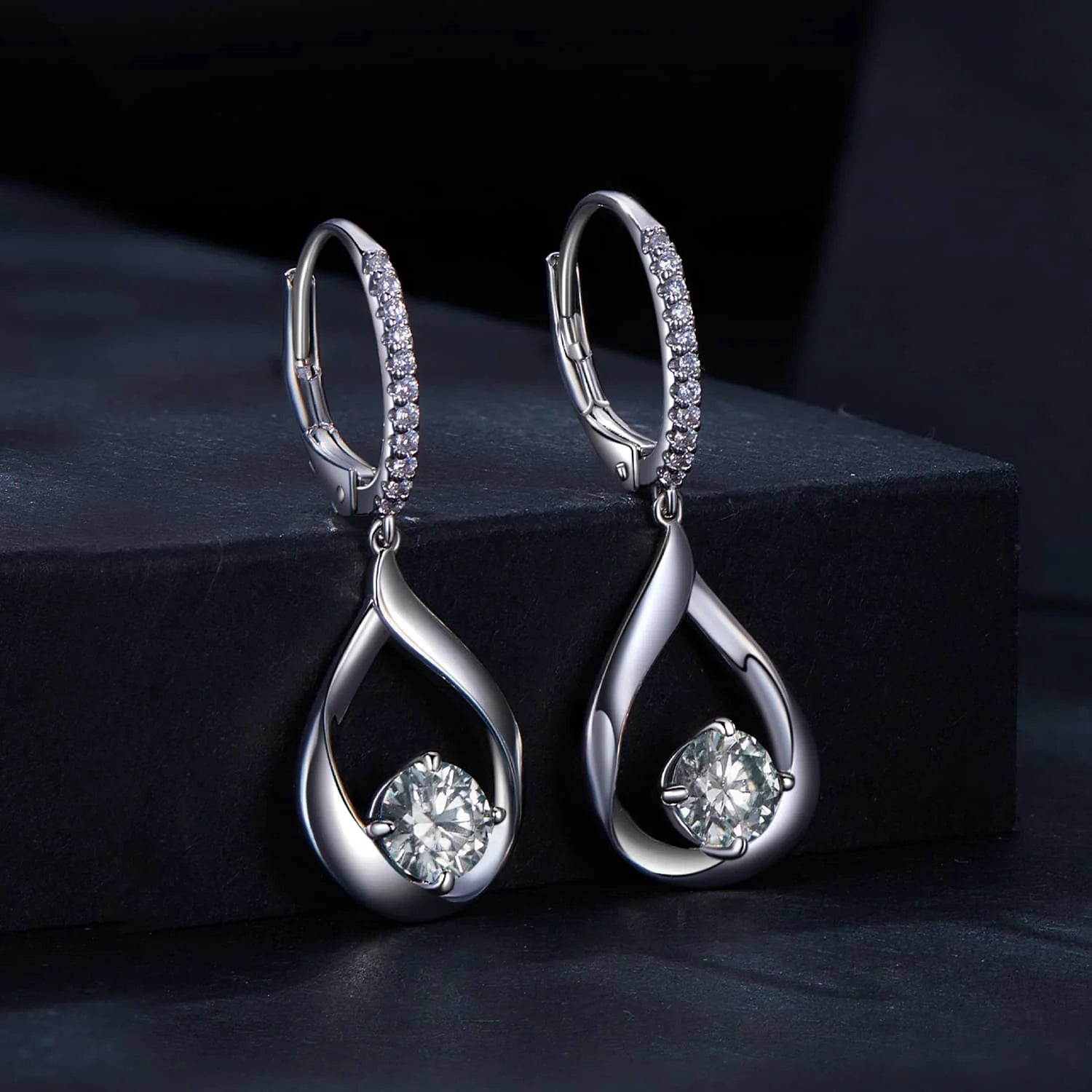 Simple Classic Water Drop Round Brilliant Cut 0.5CT Moissanite Earrings Light Luxury Elegant Style S925 Sterling Silver Earrings