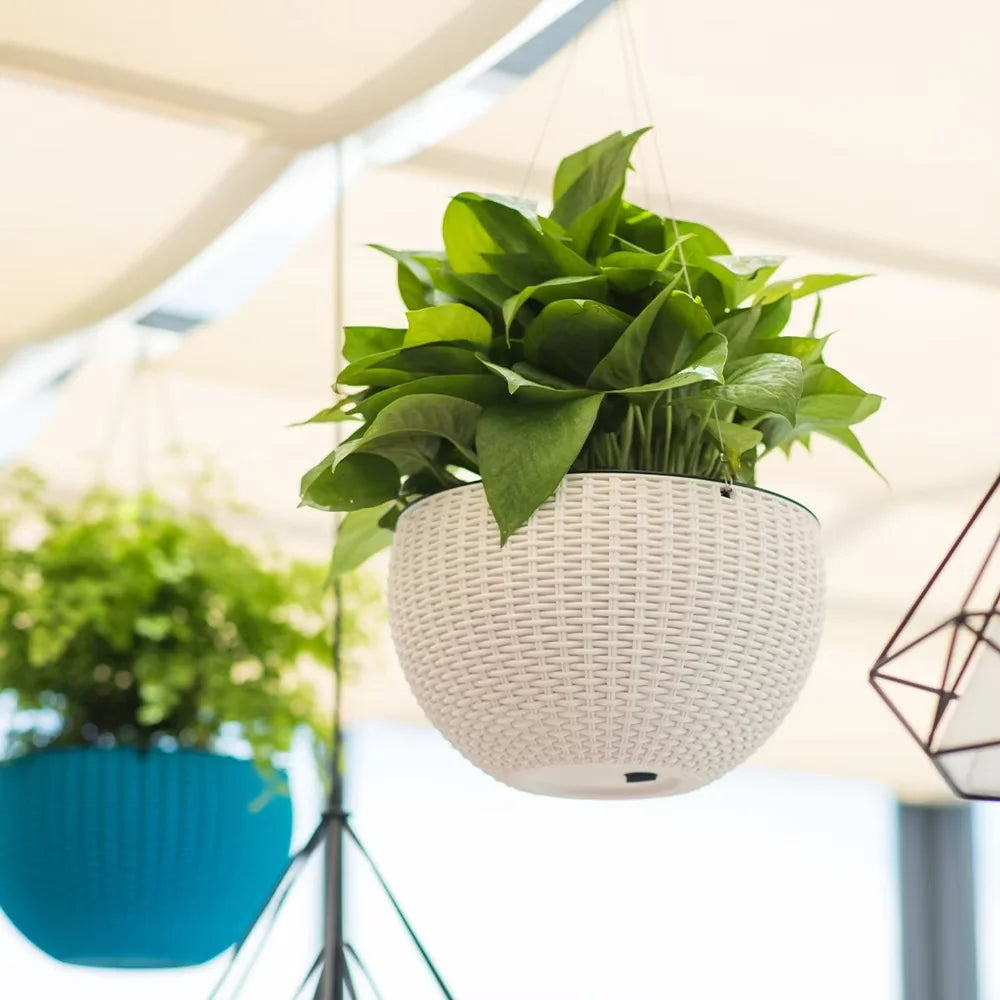 Wholesale Decorative Home Balcony Garden Planter Pot Plant Flower Plastic Hanging Baskets for Plants Outdoor