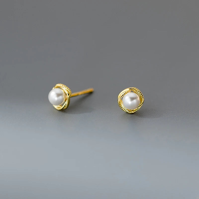 Elegant 925 Sterling Silver Flower Stud Earrings Wholesale Women's Gold Plated Everyday Party Jewelry for Weddings Engagements