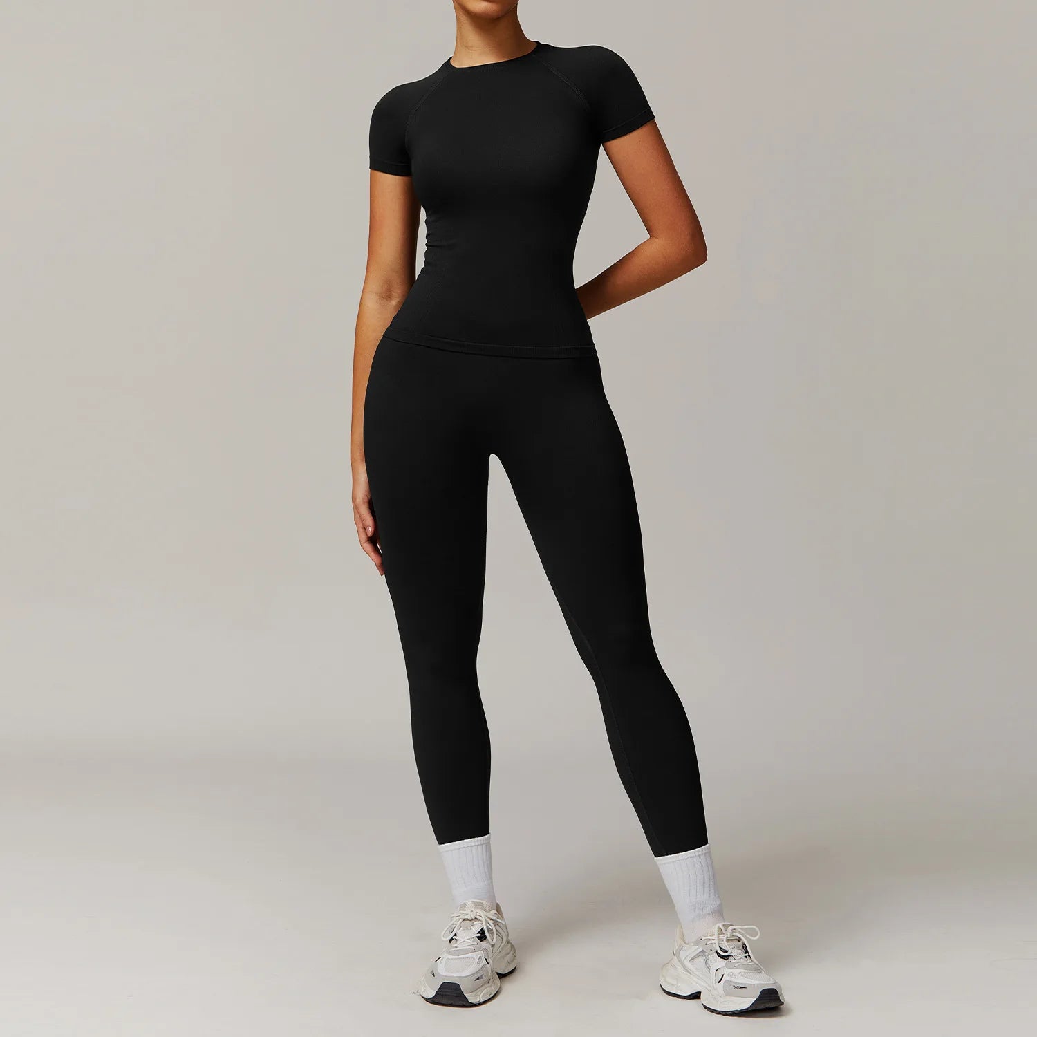 Women's Custom Logo Solid Casual Gym Fitness Sports Wear Wholesale Short Sleeve Yoga Bra Sets Breathable Quick-Dry for Workout