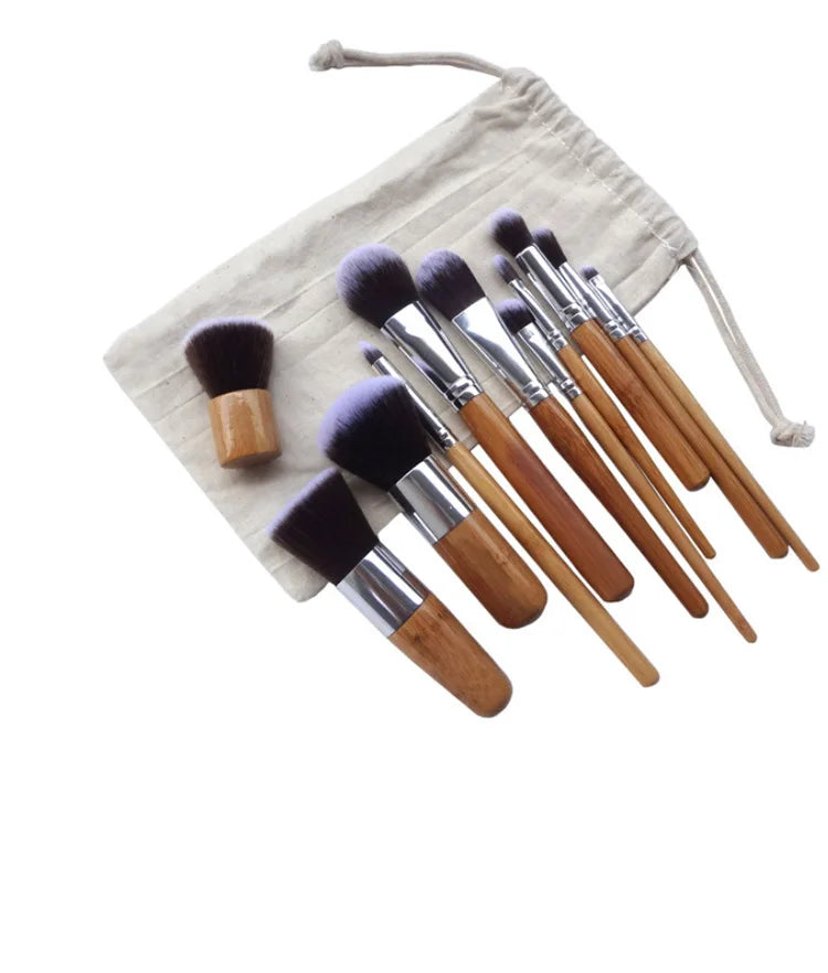 Professional 11 Pcs Bamboo Makeup Brush Set With Bags Eco-friendly Makeup Brushes Powder Blush Kabuki Brushes