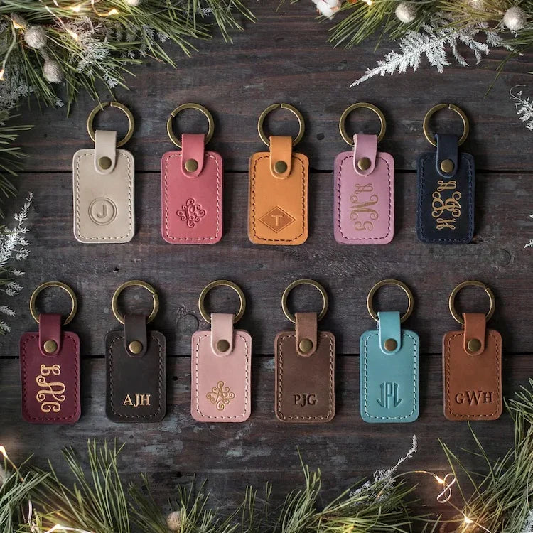 Wholesale Retro Keyring Personalized Custom Initial Letter Natural Genuine Leather Keychain