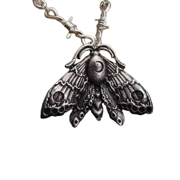 Factory Price Gothic Death Skull Moon Moth Pendant Necklace for Men and Women Punk Hip Hop Jewelry With Thorn Chain