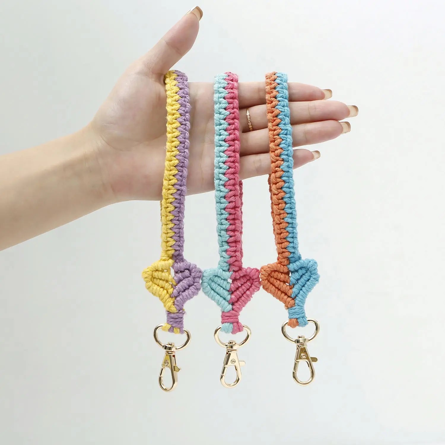 Fashion Designer Macrame Lanyard Wristlet Braided Cotton Rope Key Chains Accessories Handmade Braid Heart Boho Wristlet Keychain