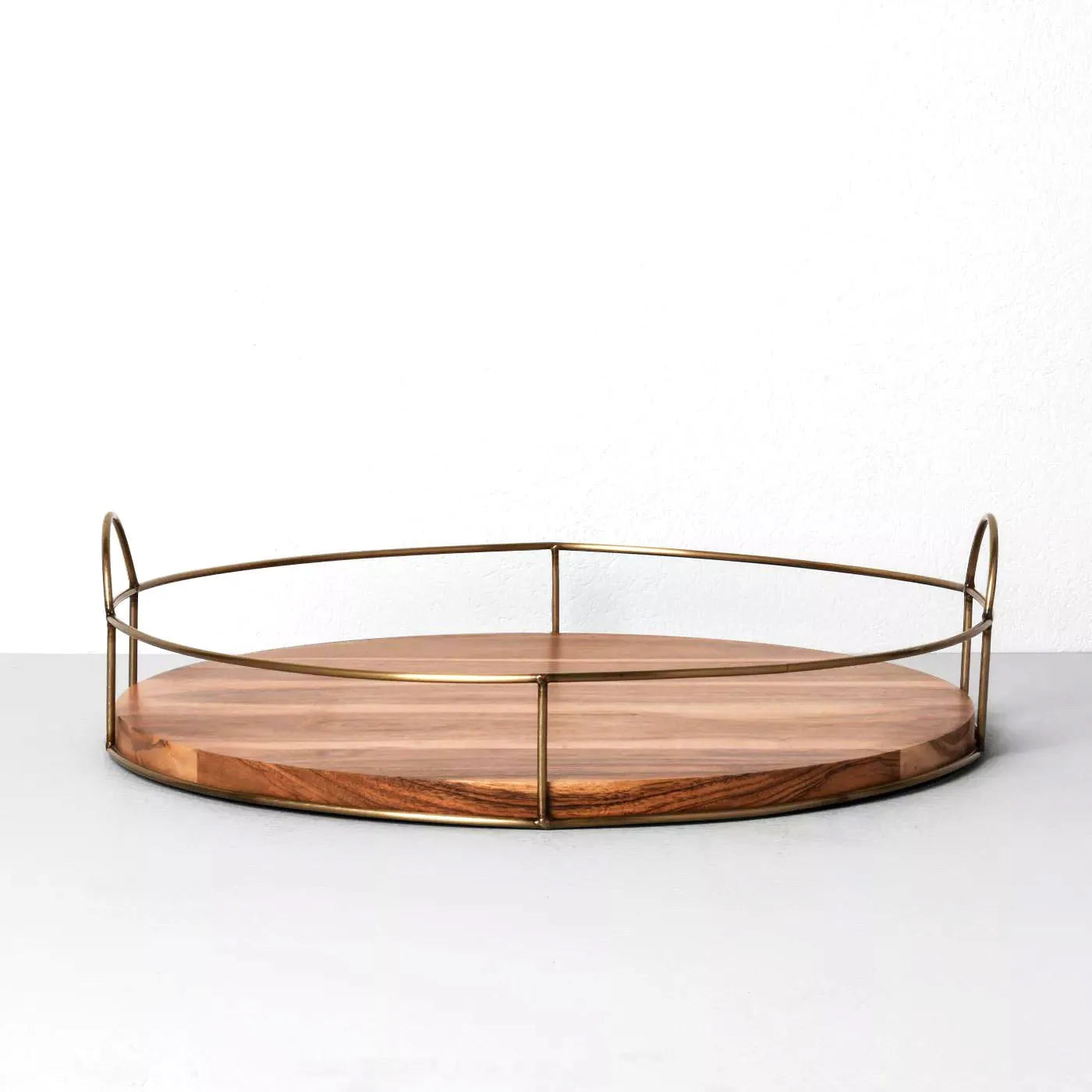 Acacia-Home Rustic Decoration New Arrival 16\" Round Wood Bottom Serving Tray with Brass Metal Wire and Handles for Living Room