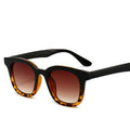 2021 Wholesale Designer Custom Black Vintage Retro Sunglasses Fashionable Anti-Reflective Lenses Shades for Men and Women