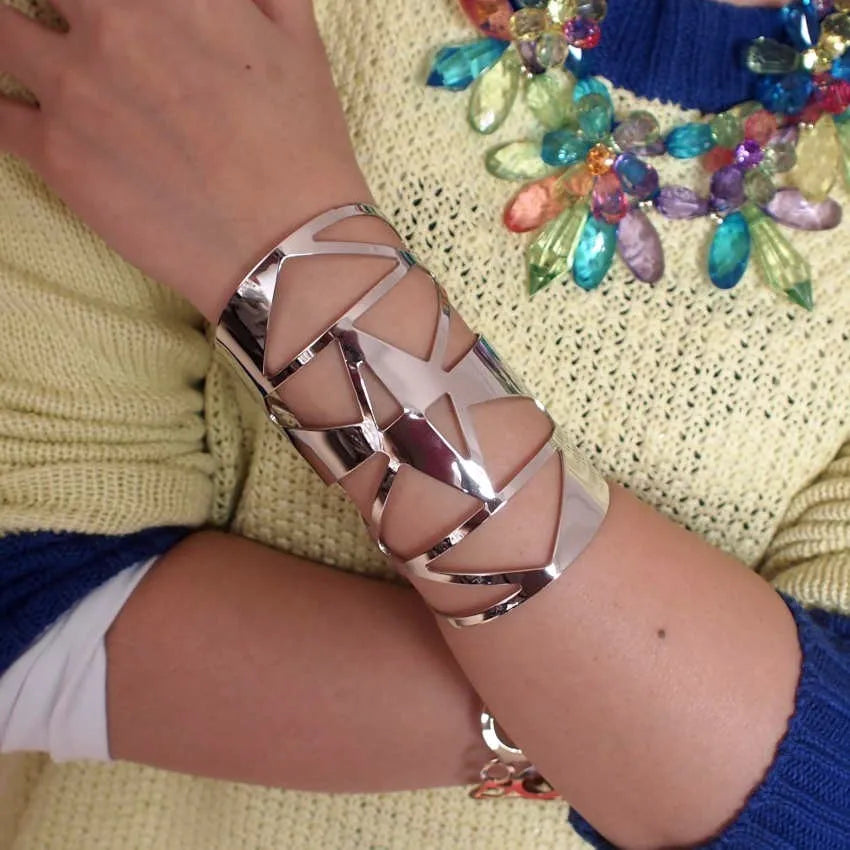 African Gold Plated Bracelets Women Metal Hollow Personalized Cuff Bangle Bracelet Charms Fashion Jewelry