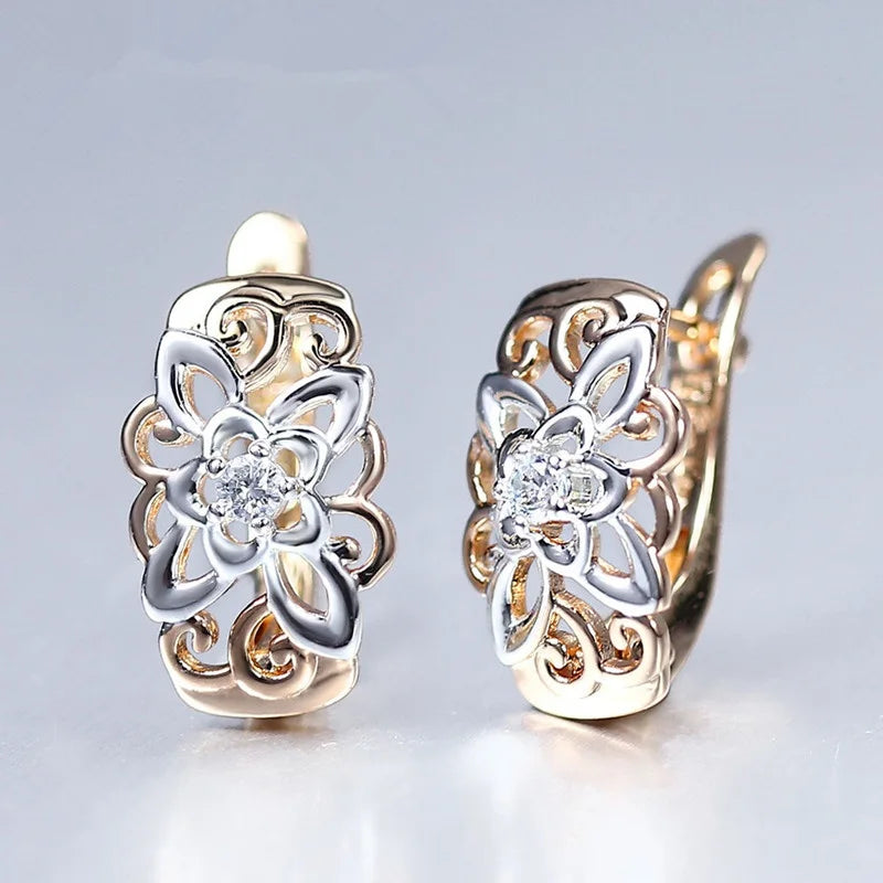 CAOSHI Flower Shaped Gold Silver Plated Tow Tone Hollow Huggies Earrings for Women Wedding Diamond Earring