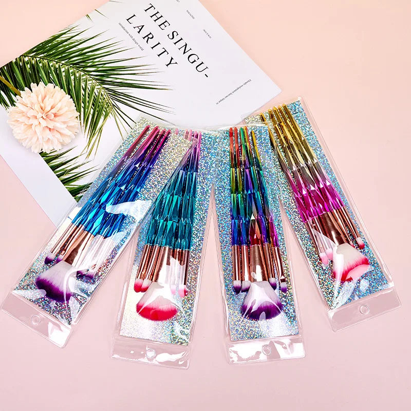 Wholesale of 4 Makeup Brushes Beauty Tool Sets Red Purple Black Fan Shaped Beauty Brushes New Eye Makeup Tools for Beauty