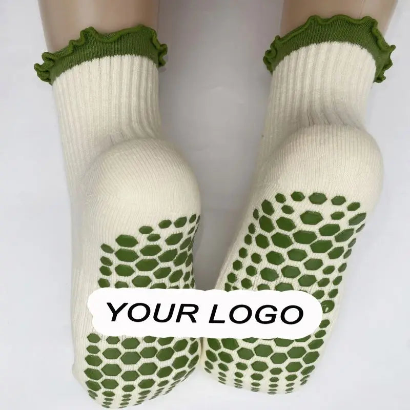 Custom Logo Anti Slip Yoga Sock Women Cotton Yoga Running Socks Custom Crew Pilates Sock With Bottom Grippers