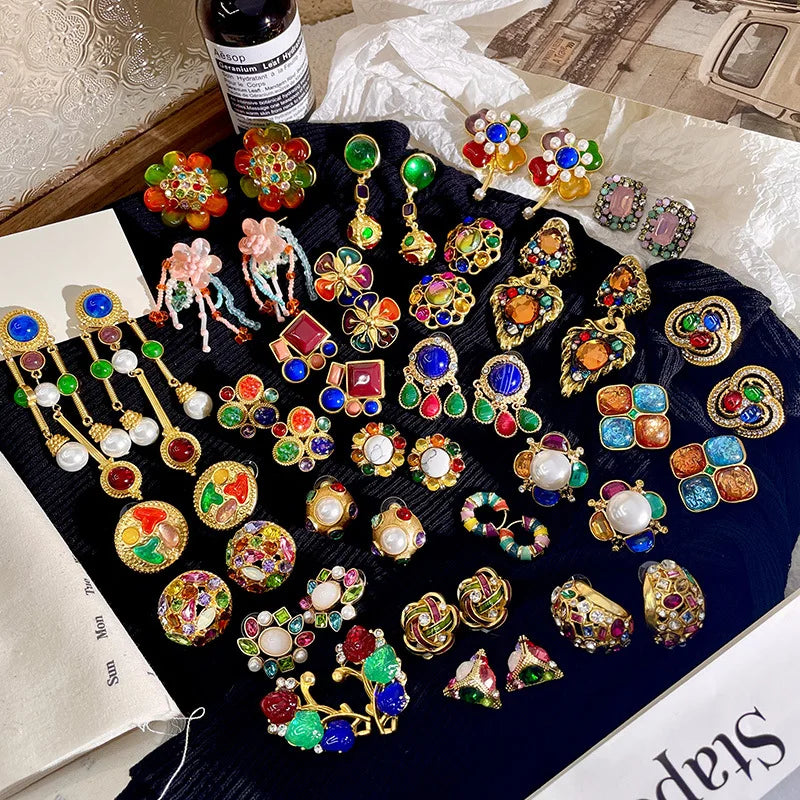 Kaimei Fashion Jewelry Exaggerated Colorful Gemstone Earrings Retro Vintage Baroque Vintage Flower Statement Pendant Earrings