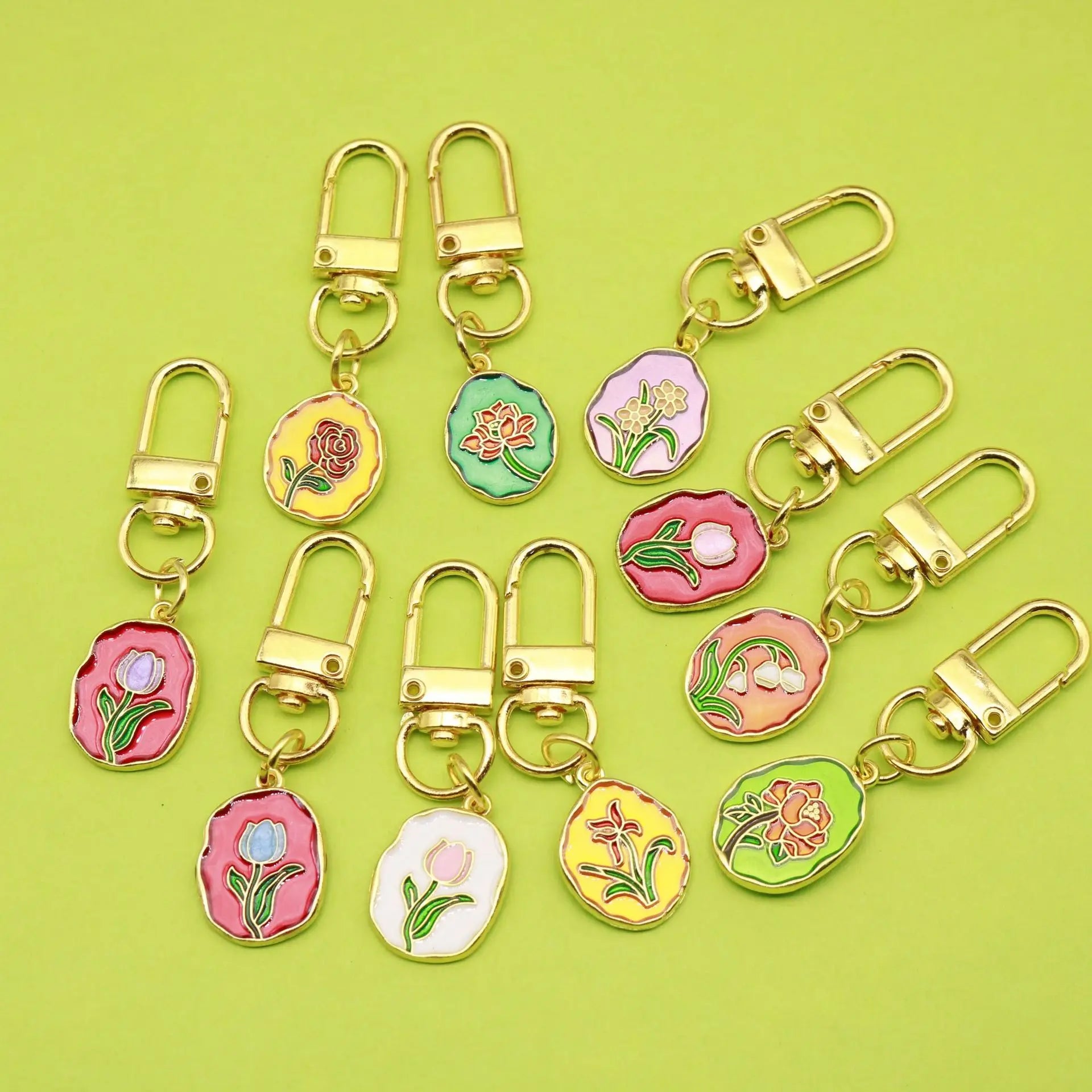 French Retro Luxury Metal Keychain Light Oil Painting Flowers Monet Garden UV Printed Enamel Pendant Alloy Material