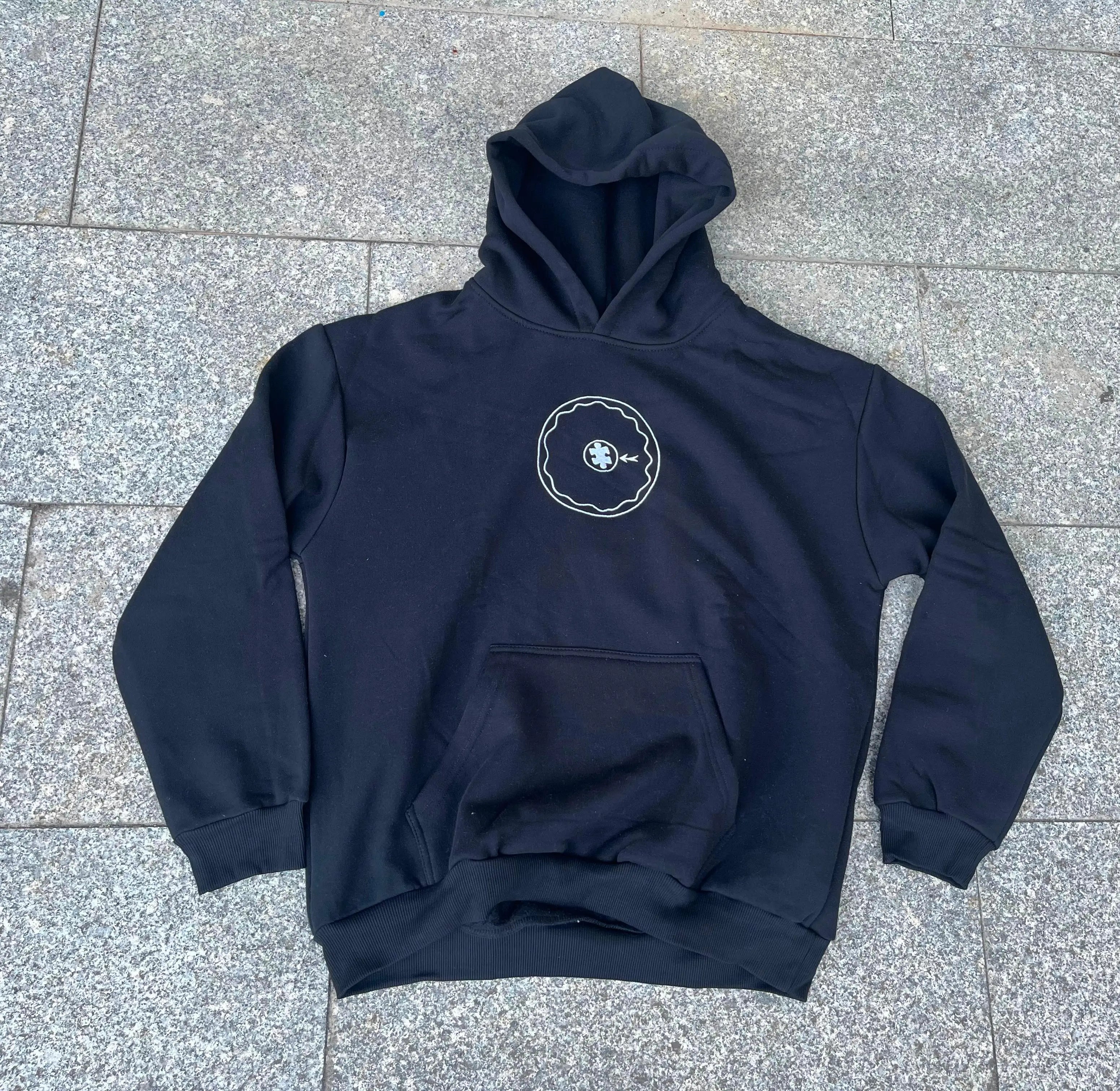 Custom Embroidered Breathable Lightweight Eco-Friendly Hoodies for Men Casual Street Wear Solid Color Options Blank Hoodies