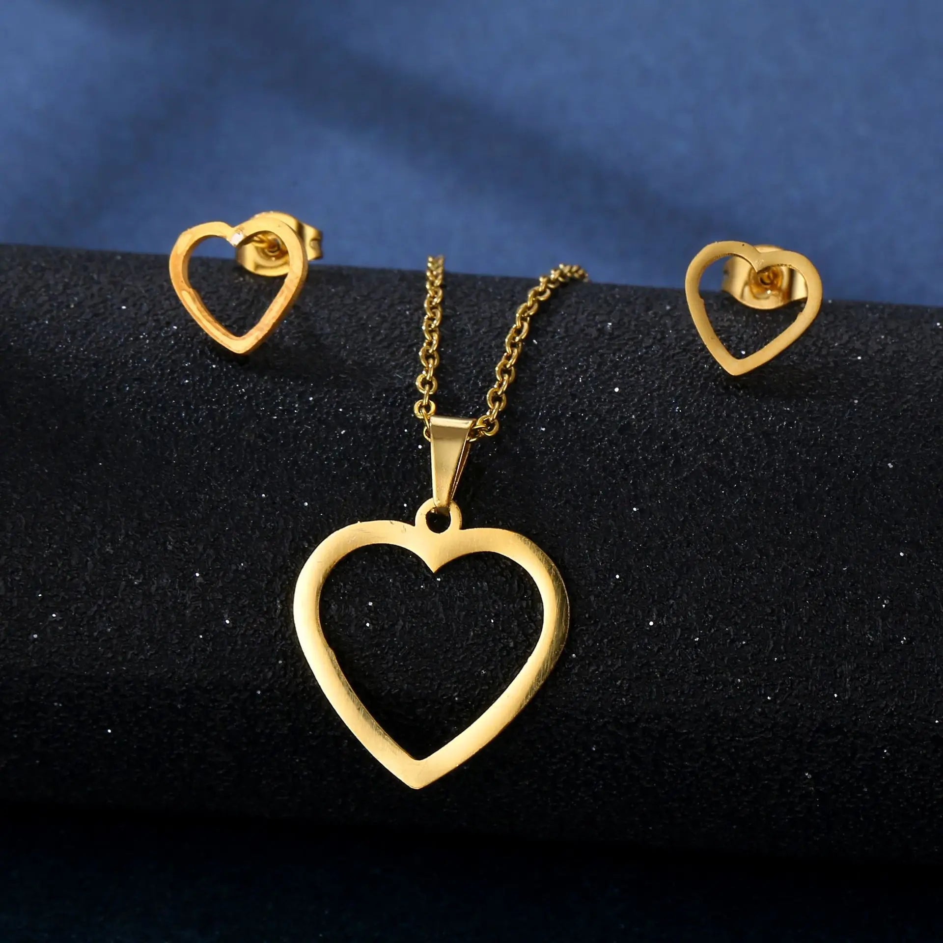 Cheap New Gold Love Stainless Steel Necklace Earnail Set Love Pendant Jewelry Couple Gift Wholesale