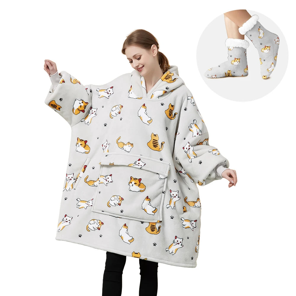 China Factory Adult Wearable Hoodie Blanket with Socks Oversized Hooded Blanket for Winter Custom Sherpa Blanket Sherpa Socks