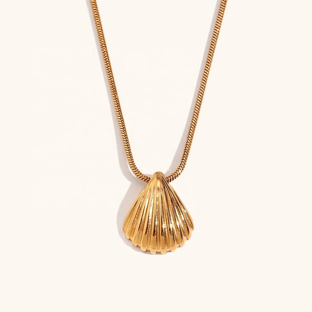 Dingran Trendy 18K Gold Plated Stainless Steel Link Chain Cute Scallop Shell Pendant Necklace for Women Gift Anniversary