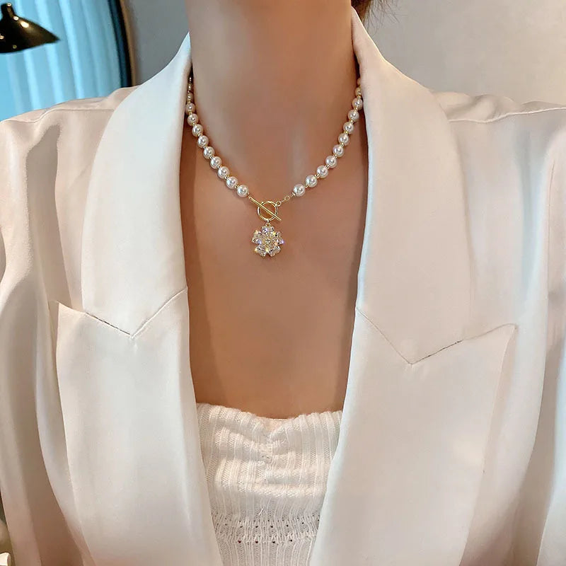 French Pearl Beaded Clavicle Chain Necklace Women Fashion Jewelry OT Buckle Zircon Flower Pendant Necklaces