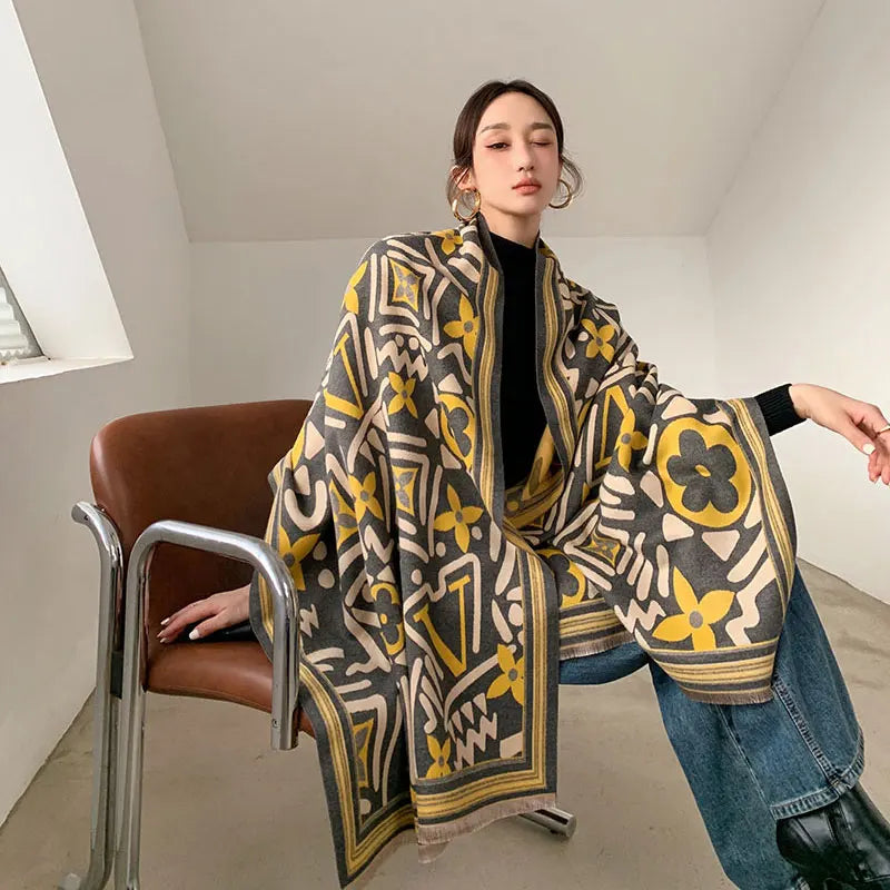 2025 New Women's Winter European American Temperament Printing Viscose Scarf Shawl Korean Version V-Word Joker Dual-Purpose Long