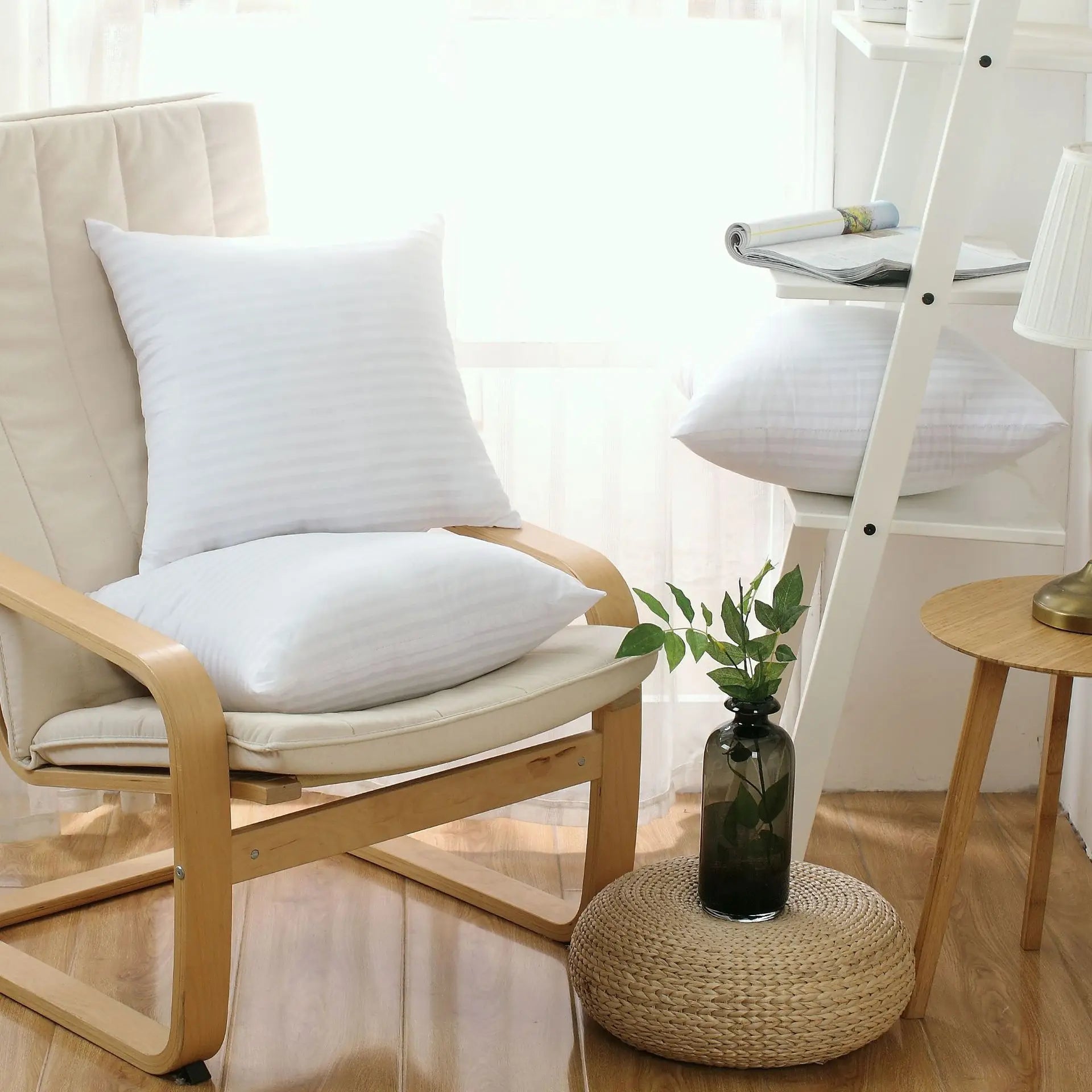 Wholesale All Size Cushion Inserts 45x45 16x16 18x18 20x20 Square Customized Size Polyester Filling Throw Pillow Cushion Insert