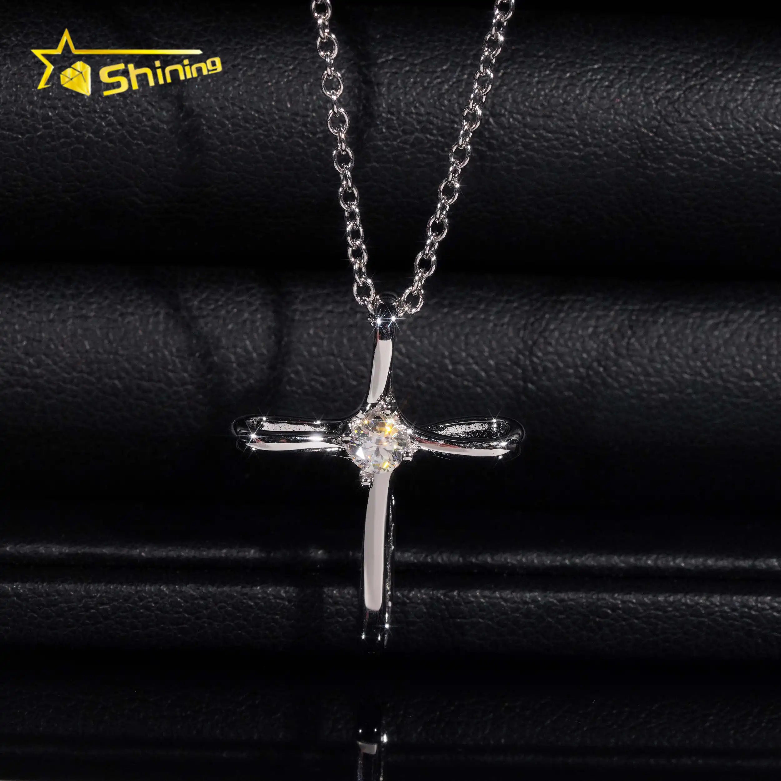 GRA Certificated 925 Silver VVS Moissanite Cross Pendant Necklace Lovely Women Christmas Present Fashion Pendant Necklaces