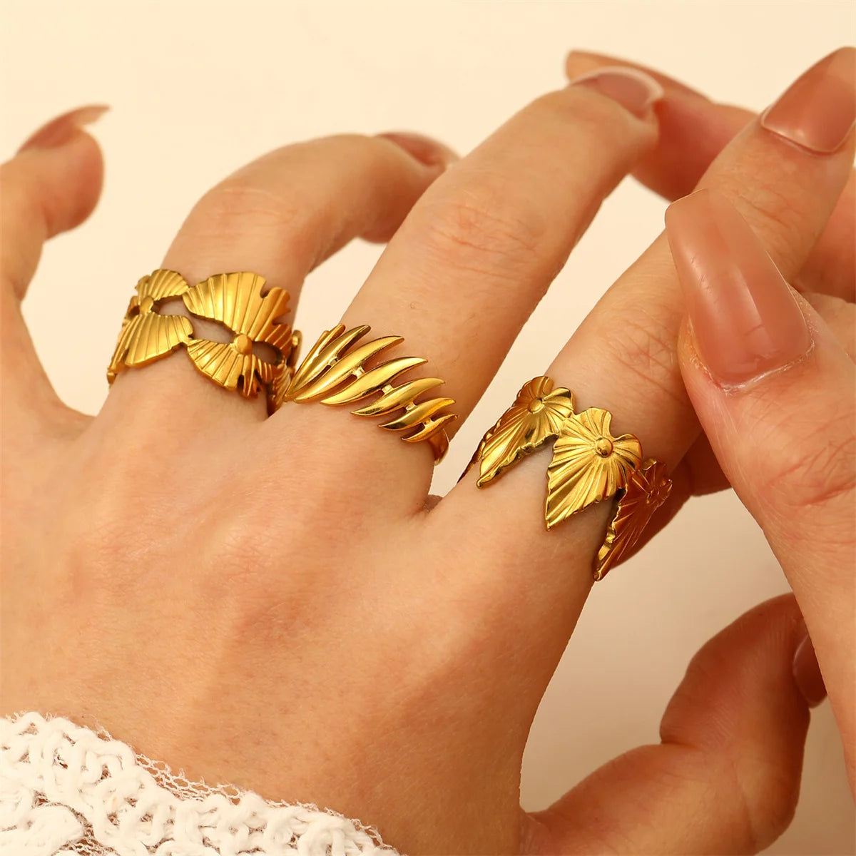 Waterproof Stainless Steel Leaf Rings for Women Trendy Ladies Finger Ring Accessories on Hand 2025 Female Fashion Female Jewelry
