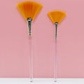 Super Soft Fan Brush Skincare Beauty Mud Applicator Mask Facial Powder Brush for Makeup and Body Treatment