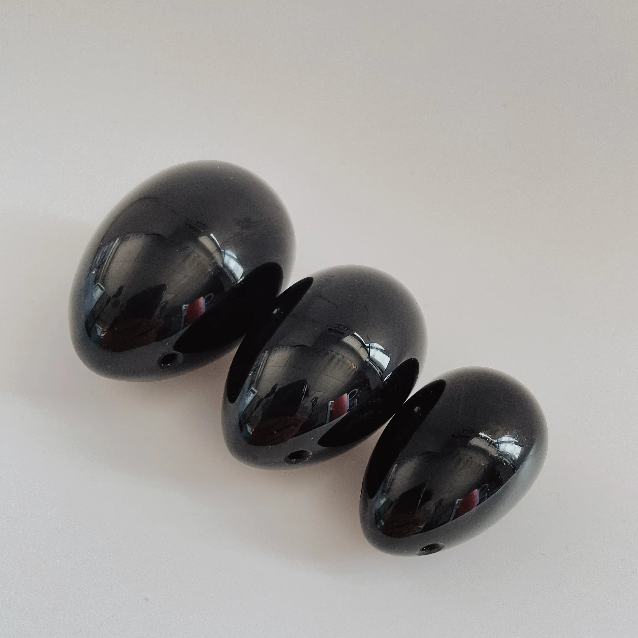 HY Hot Sell Yoni Eggs Certified Jade Natural Black Obsidian Yoni Eggs Set Stone Crafts