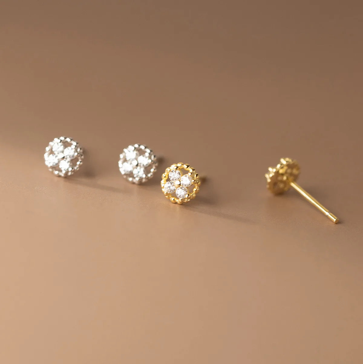 925 Sterling Silver Hollowed Round Four Petals Flower Zircon Gold Plated Stud Earrings for Women Dropshipping Products 2023