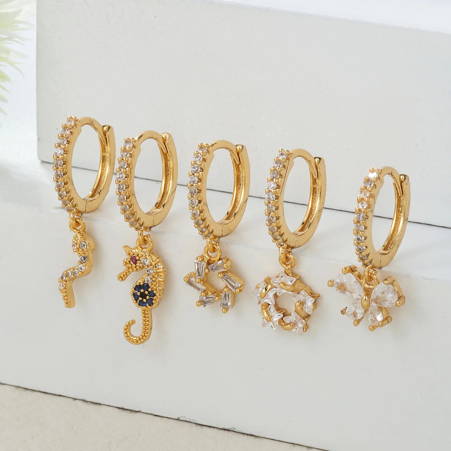 New Fashion 18k Gold Plated Cuff Earring Buckle Female Zircon Star High Grade Jewelry Flower Butterfly Dangle Earrings Huggie