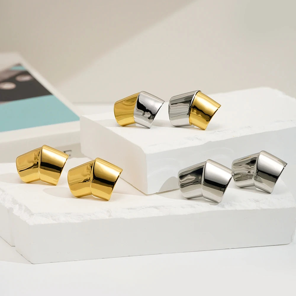 18K Gold Plated Stainless Steel Jewelry Irregular Two Tone Chunky Stud Earrings Waterproof for Woman Punk Earrings E251669