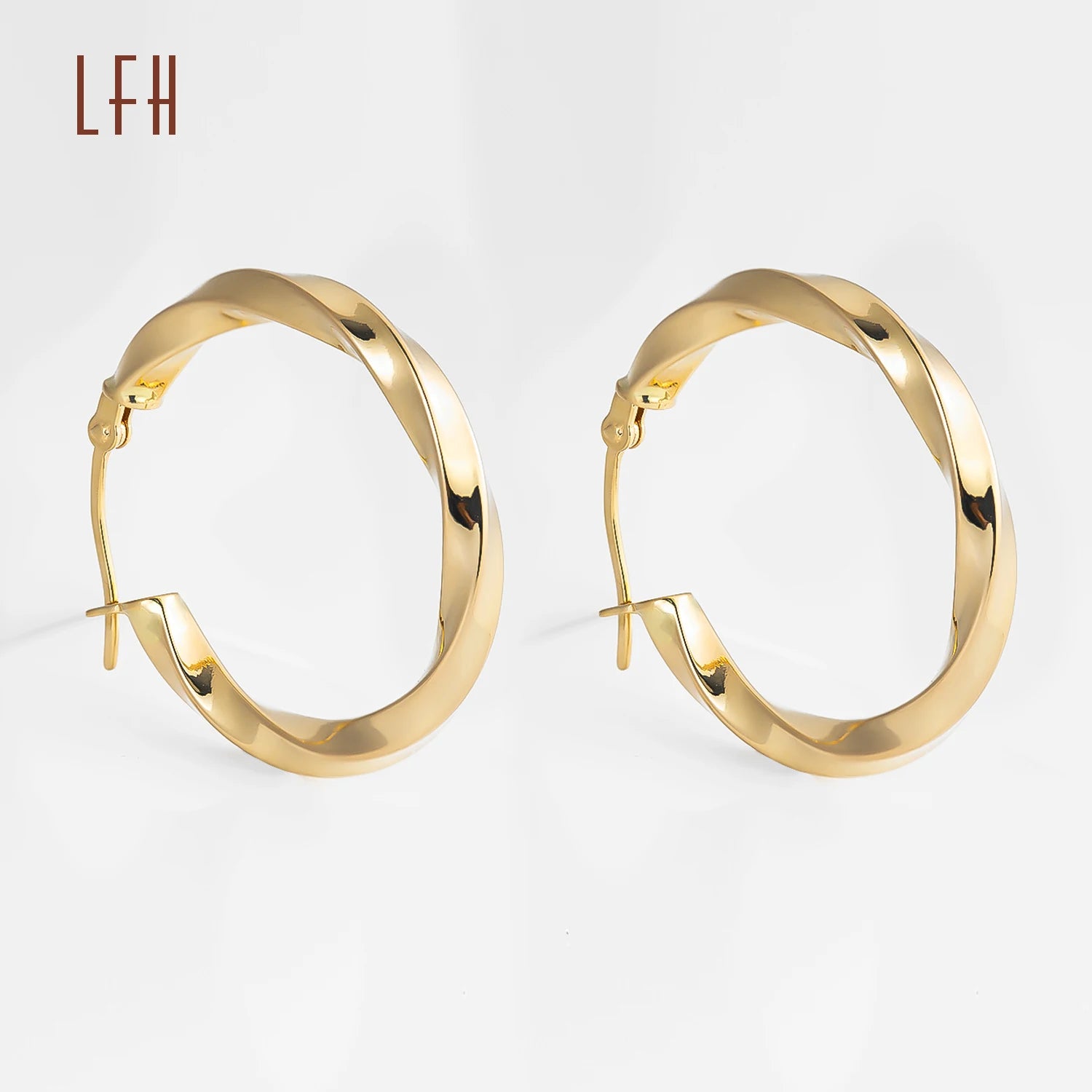 Twisted Pattern Hoop Earring Trend Wholesale 18K Solid Yellow Gold Minimalist Hoop Earrings 18K Real Gold Stud Earrings