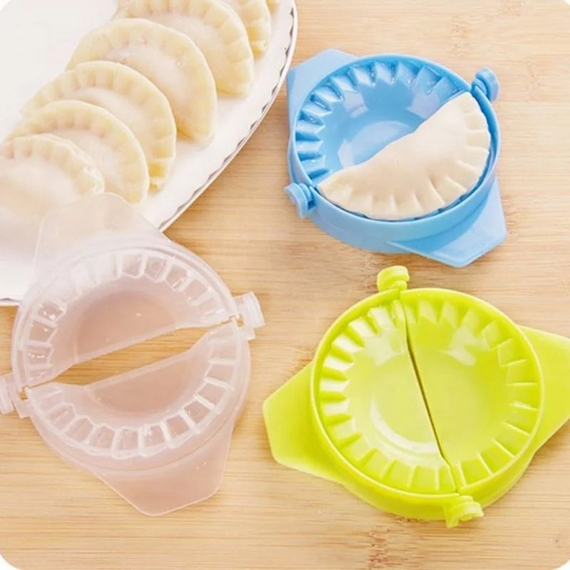 Kitchen Creative DIY Tools Plastic Dumpling Molds Chinese Food Jiaozi Maker Dough Press Dumpling Pie Ravioli Hand Mould