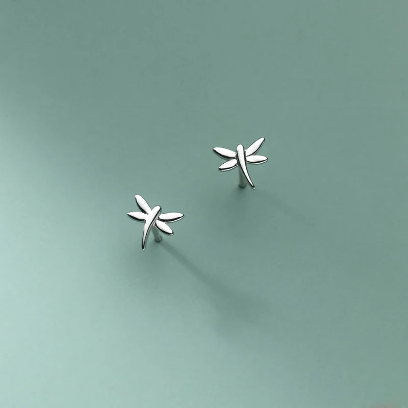 100 % 925 Sterling Silver Simple Mini Lovely Dragonfly Glossy Stud Earrings for Students Fine Jewelry