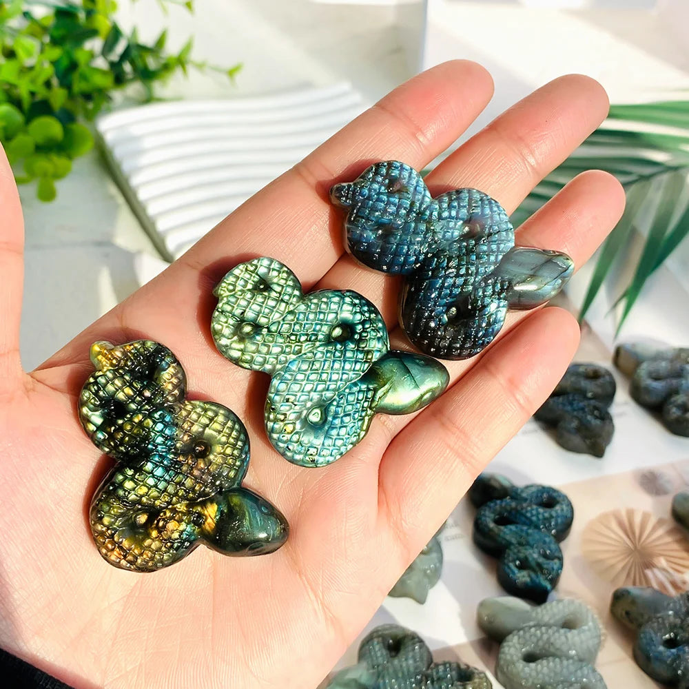 Wholesale Crystal Crafts  Natural Gemstones Polished Labradorite Snake Carving for Energy Healing