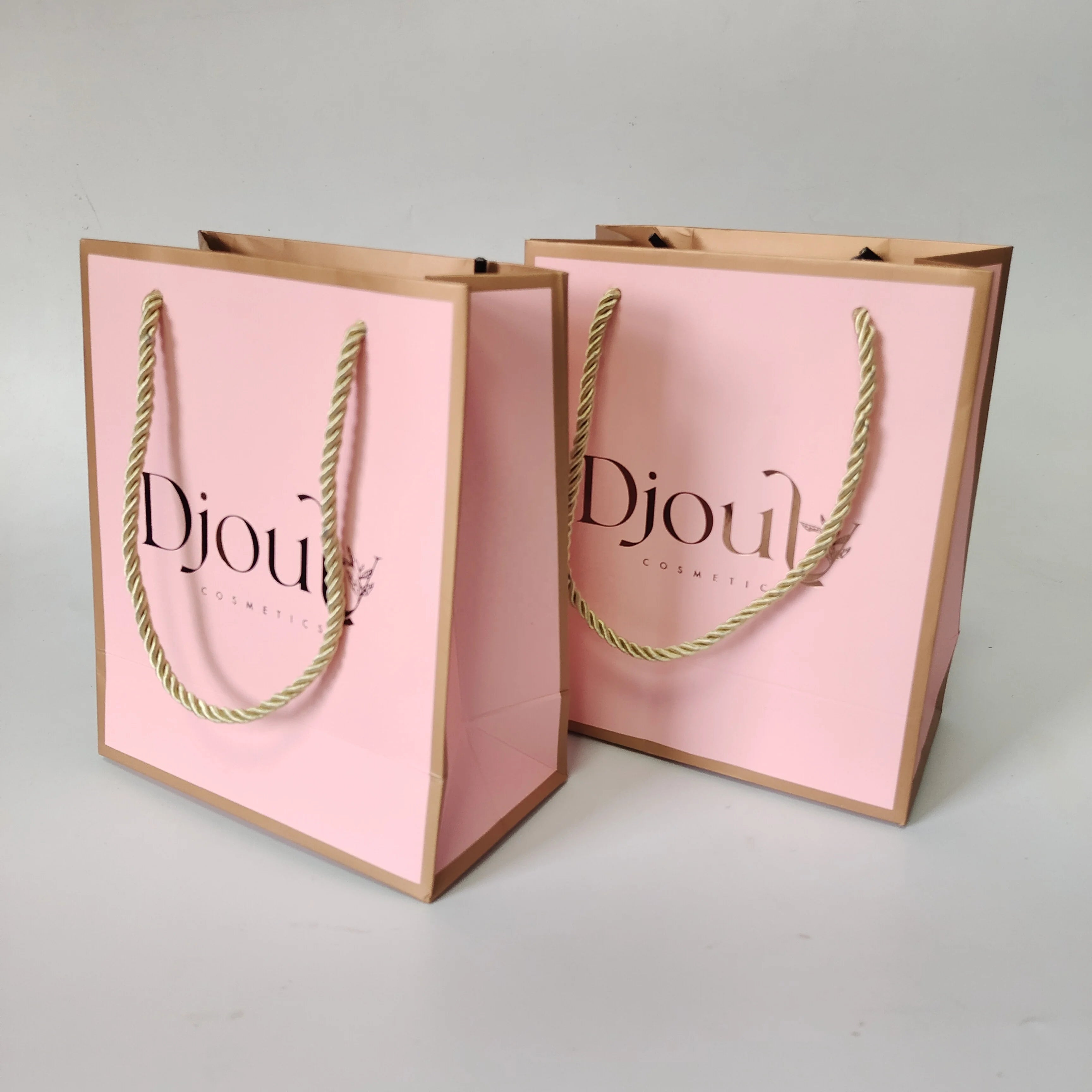 Hot Customized Hot Stamping Logo Deluxe Matte pink Gift Bags Recyclable Mall Garment Bags