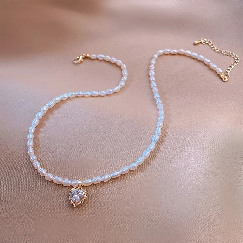 Hot Sale Luxury Gold Plated Natural Freshwater Pearl Necklace Vintage Heart Diamond Necklace for Women and Girls