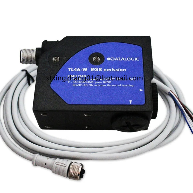Original Italy DATALOGIC TL46-W-815G Color SensorRGB Emission Photoelectric Sensor